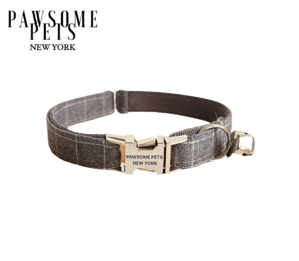 Small size dog and cat collar in Misty Grey, made from durable nylon webbing with an adjustable design and quick-use buckle.