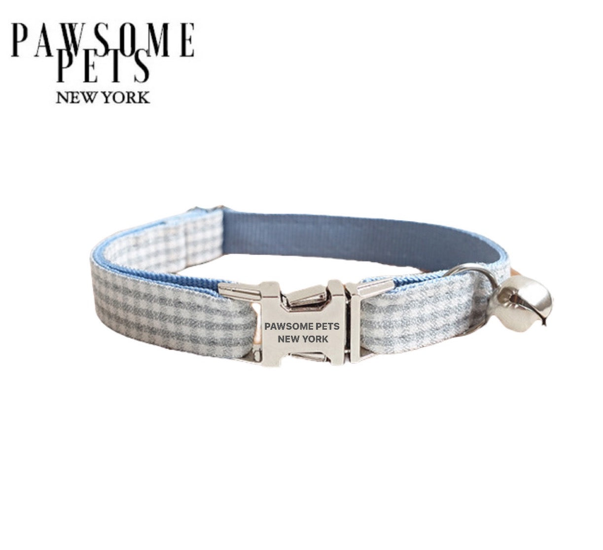 Small size dog and cat collar in pale lilac, made of durable nylon webbing with a quick-use buckle.