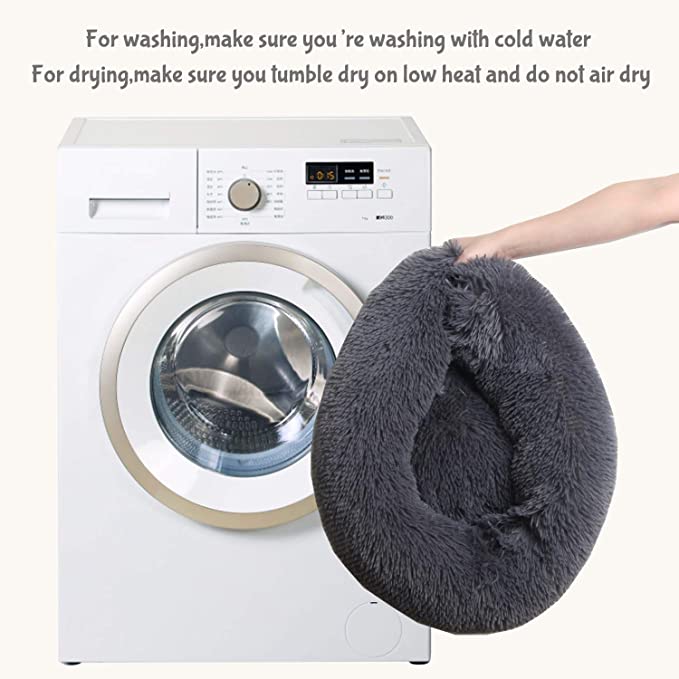 A soft, round dog bed made of plush coral fleece, designed for winter comfort, suitable for small and large dogs and cats.