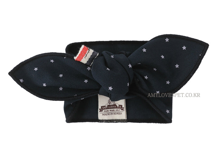 Stylish navy scarf for pets, made from 100% cotton, showcasing a simple yet elegant design.