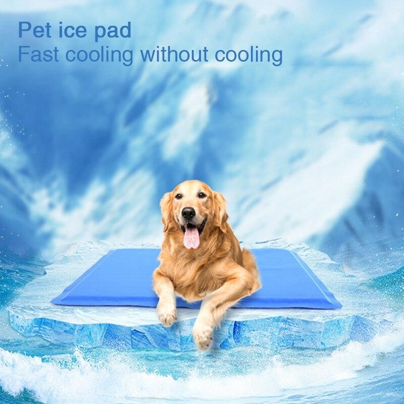 A Summer Dog Cooling Mat in solid color, designed for pets to stay cool during hot weather, suitable for both dogs and cats.