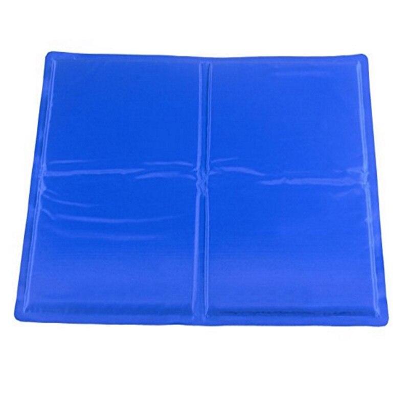 A Summer Dog Cooling Mat in solid color, designed for pets to stay cool during hot weather, suitable for both dogs and cats.