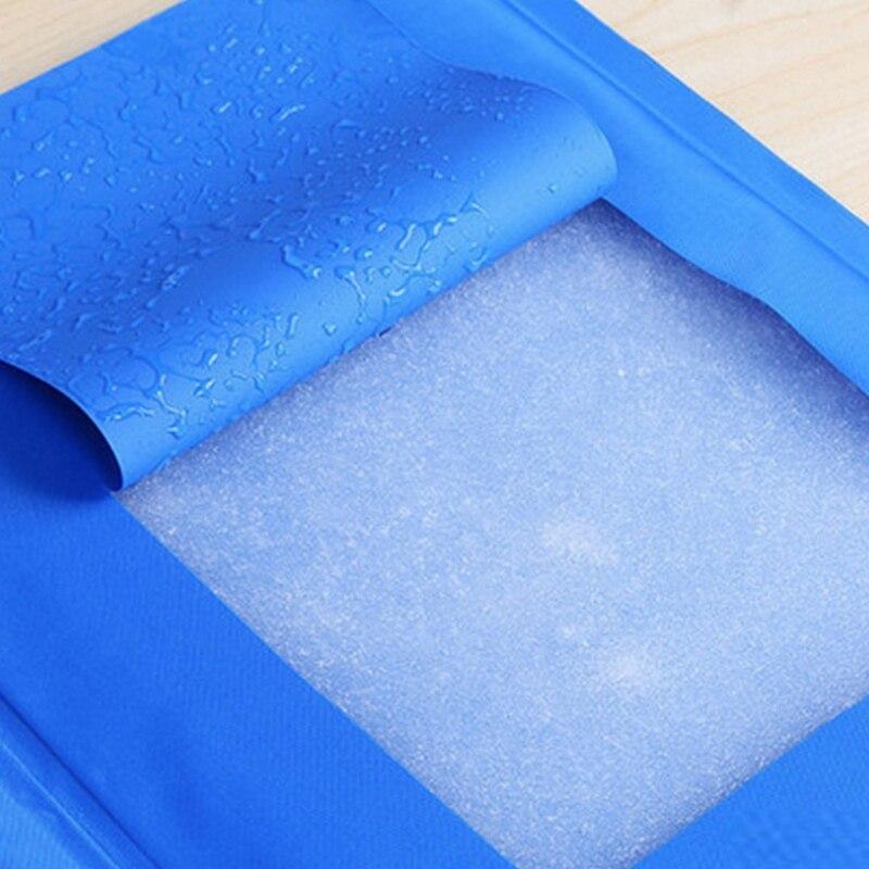 A Summer Dog Cooling Mat in solid color, designed for pets to stay cool during hot weather, suitable for both dogs and cats.