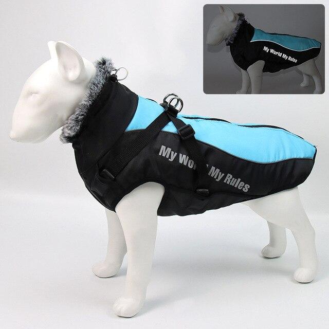 Thick waterproof dog coat with reflective strips and fur collar, suitable for large dogs like Golden Retrievers and Rottweilers.