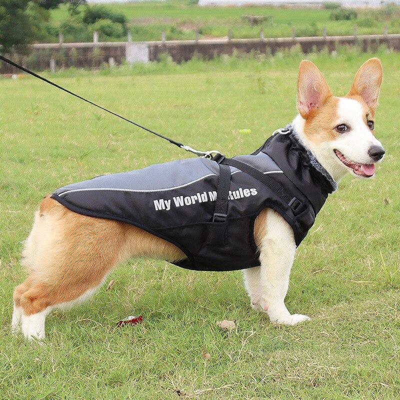 Thick waterproof dog coat with reflective strips and fur collar, suitable for large dogs like Golden Retrievers and Rottweilers.