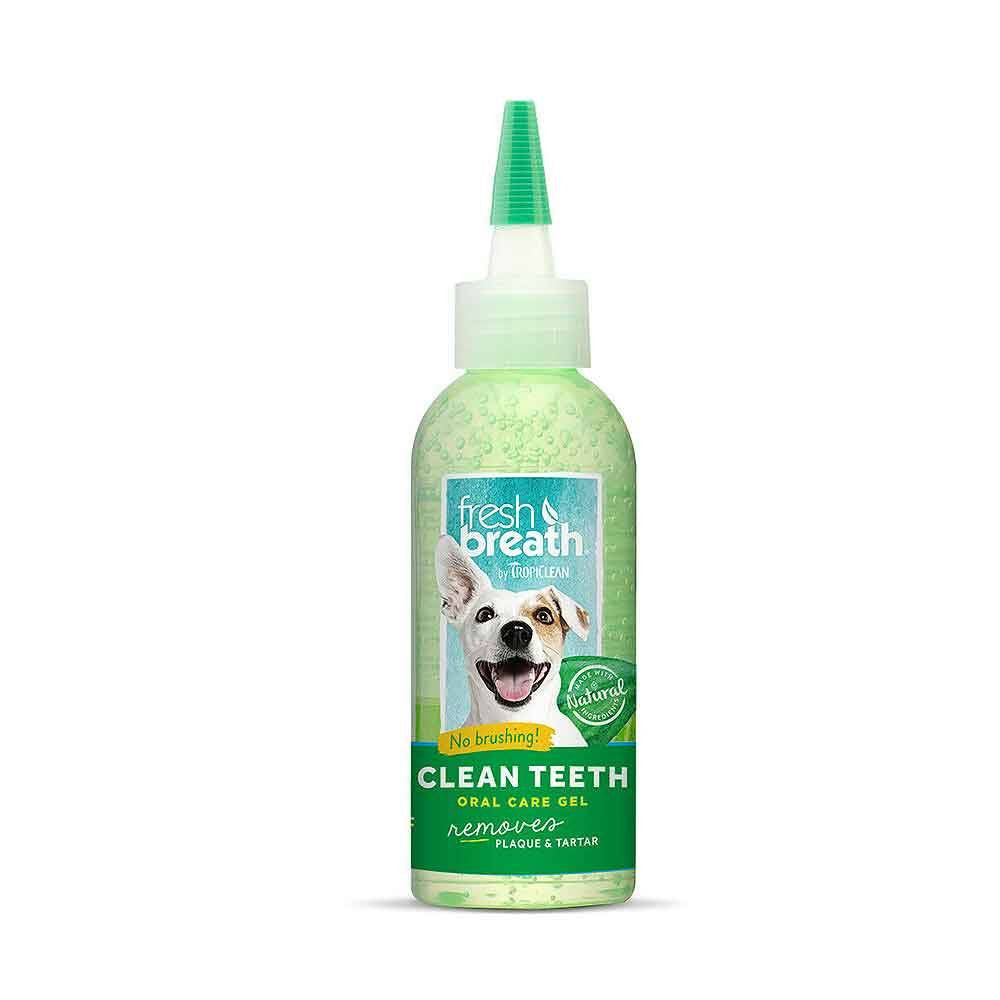 Tropiclean Fresh Breath Clean Teeth Gel for Dogs in a 4 oz bottle, featuring a green label with natural ingredients.