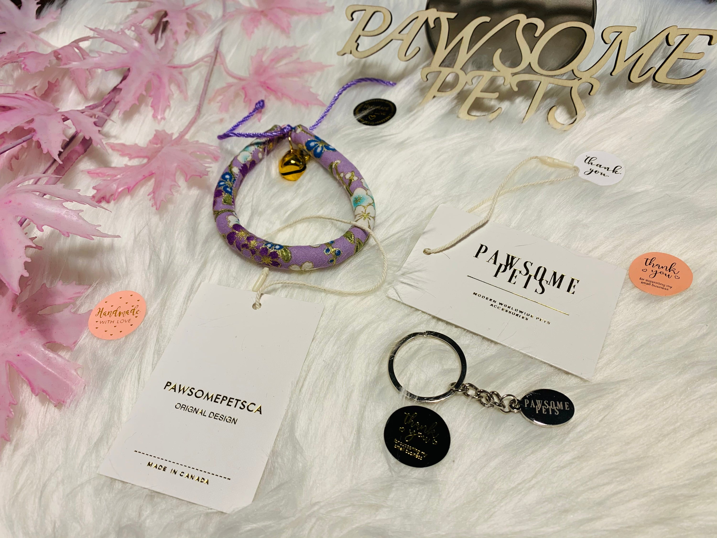 Violet light purple cotton collar for cats and dogs, featuring a trendy Japanese style design, handmade with love in Canada.