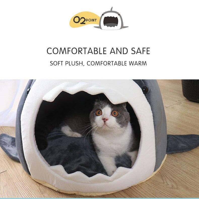 Warm Pet Dog Bed in shark shape, made of breathable cotton, perfect for winter comfort for cats and dogs.