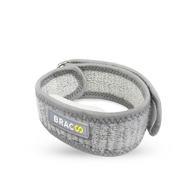 Bracoo EP40 Elbow Strap featuring a medical-grade EVA pad for epicondylitis relief, adjustable high-grip strap for secure fit.