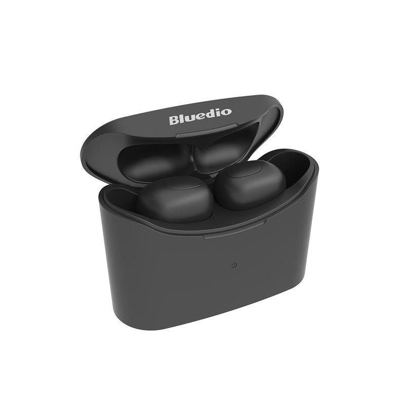 High Quality In-Ear Wireless Headset TWS 5.0 with sleek design and advanced features, showcasing earbuds and charging case.