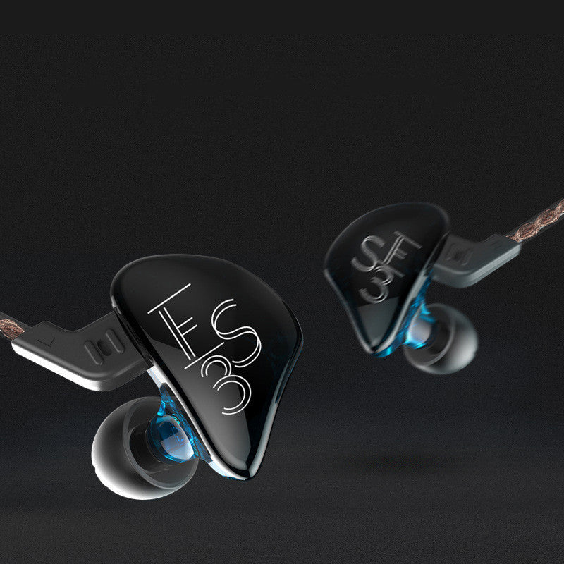 Iron In-ear Subwoofer headphones with wire control, featuring a sleek design and comfortable fit, ideal for gaming and music.