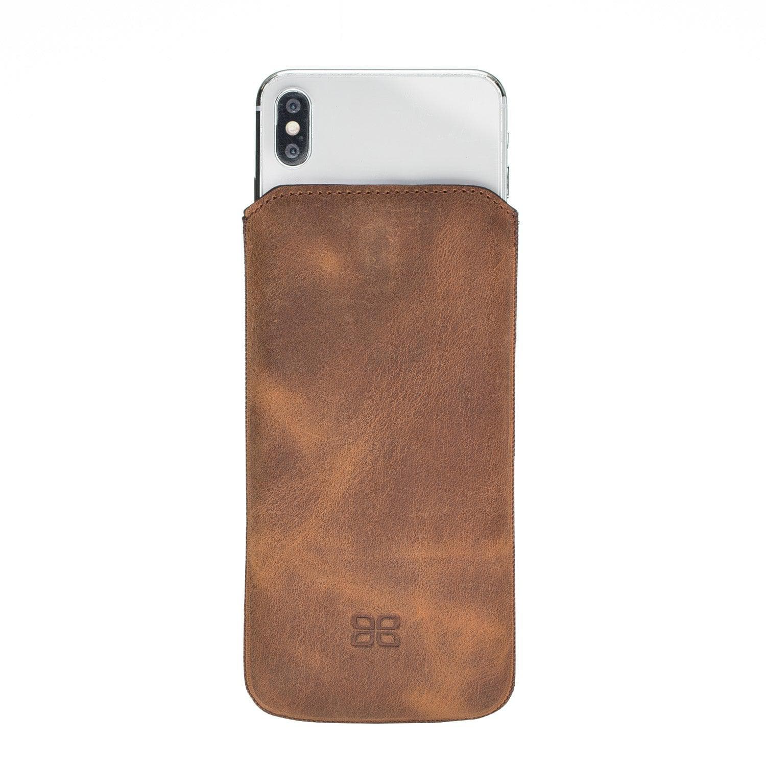 Bouletta Multi Leather Case for Apple iPhone, showcasing premium leather craftsmanship and personalization options.