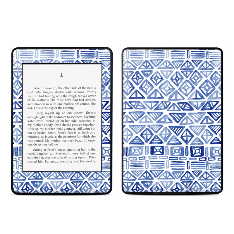 Patterned blue e-reader covers.