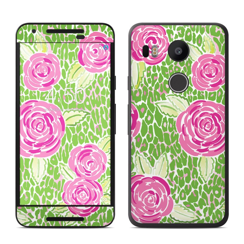 Floral-patterned phone case design