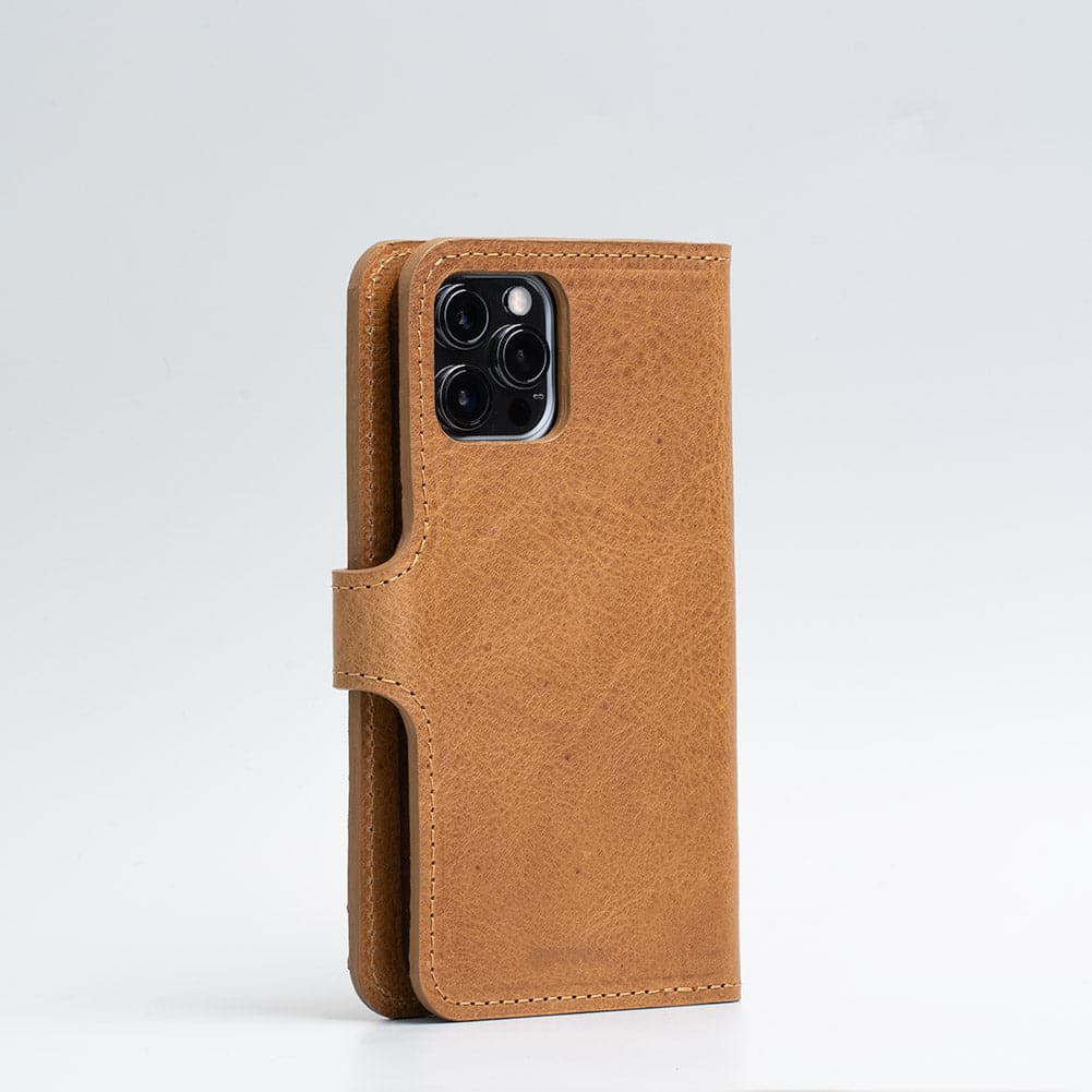 iPhone 12/13 Full-Grain Leather Folio Case Wallet with MagSafe, showcasing premium leather and sleek design.