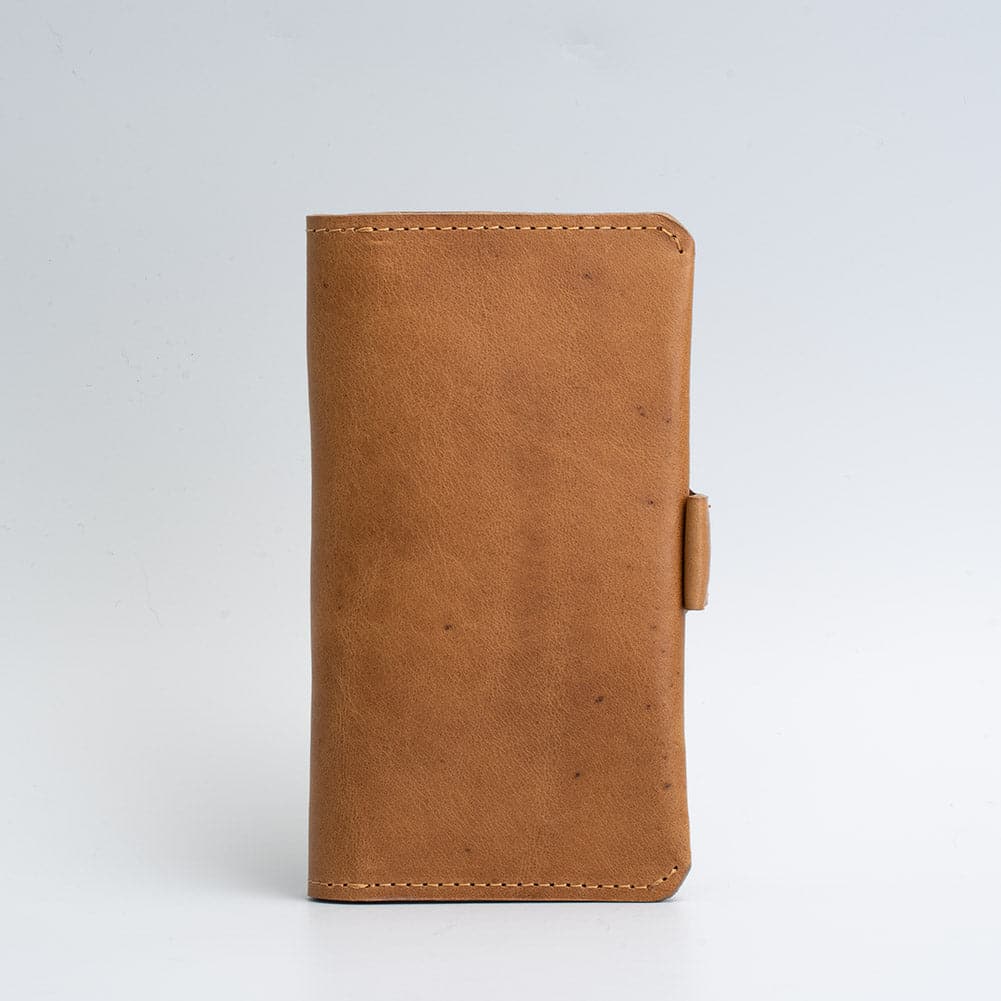 Leather iPhone folio wallet with MagSafe - The Minimalist 2.0, showcasing its sleek design and eco-friendly leather.