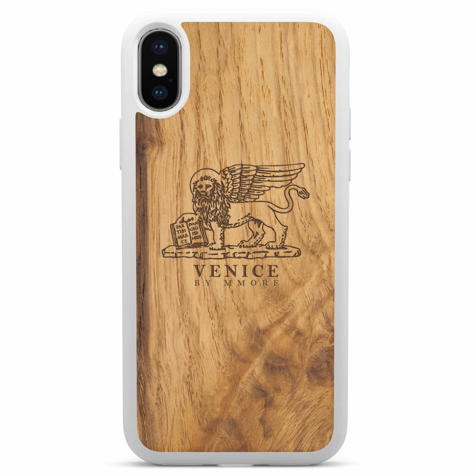 Handcrafted Venice phone case featuring the Lion of St. Marco, made from ancient oak wood, showcasing its unique grain and engraving.