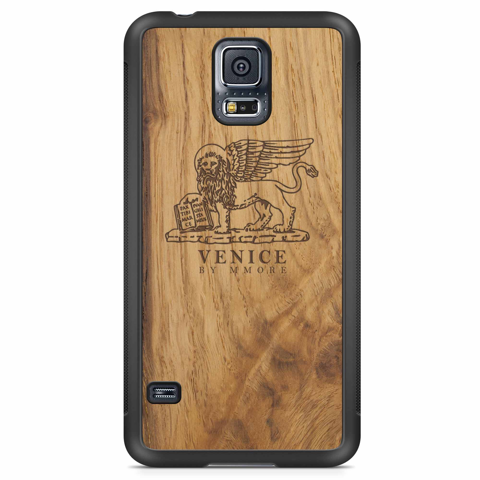 Handcrafted Venice phone case featuring the Lion of St. Marco, made from ancient oak wood, showcasing its unique grain and engraving.