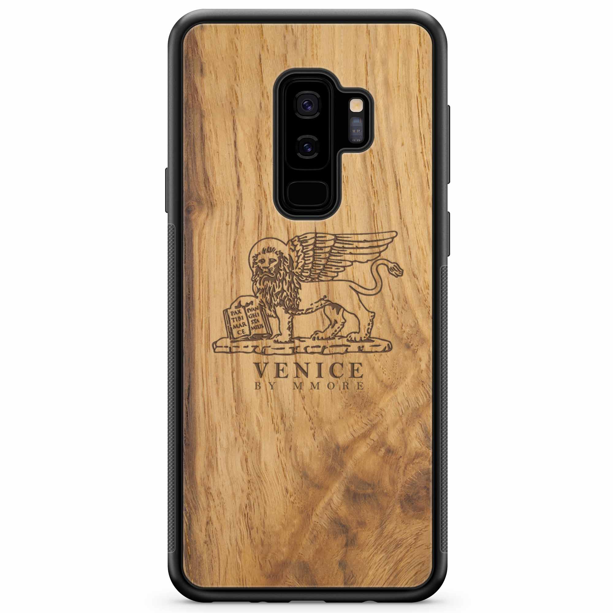 Handcrafted Venice phone case featuring the Lion of St. Marco, made from ancient oak wood, showcasing its unique grain and engraving.