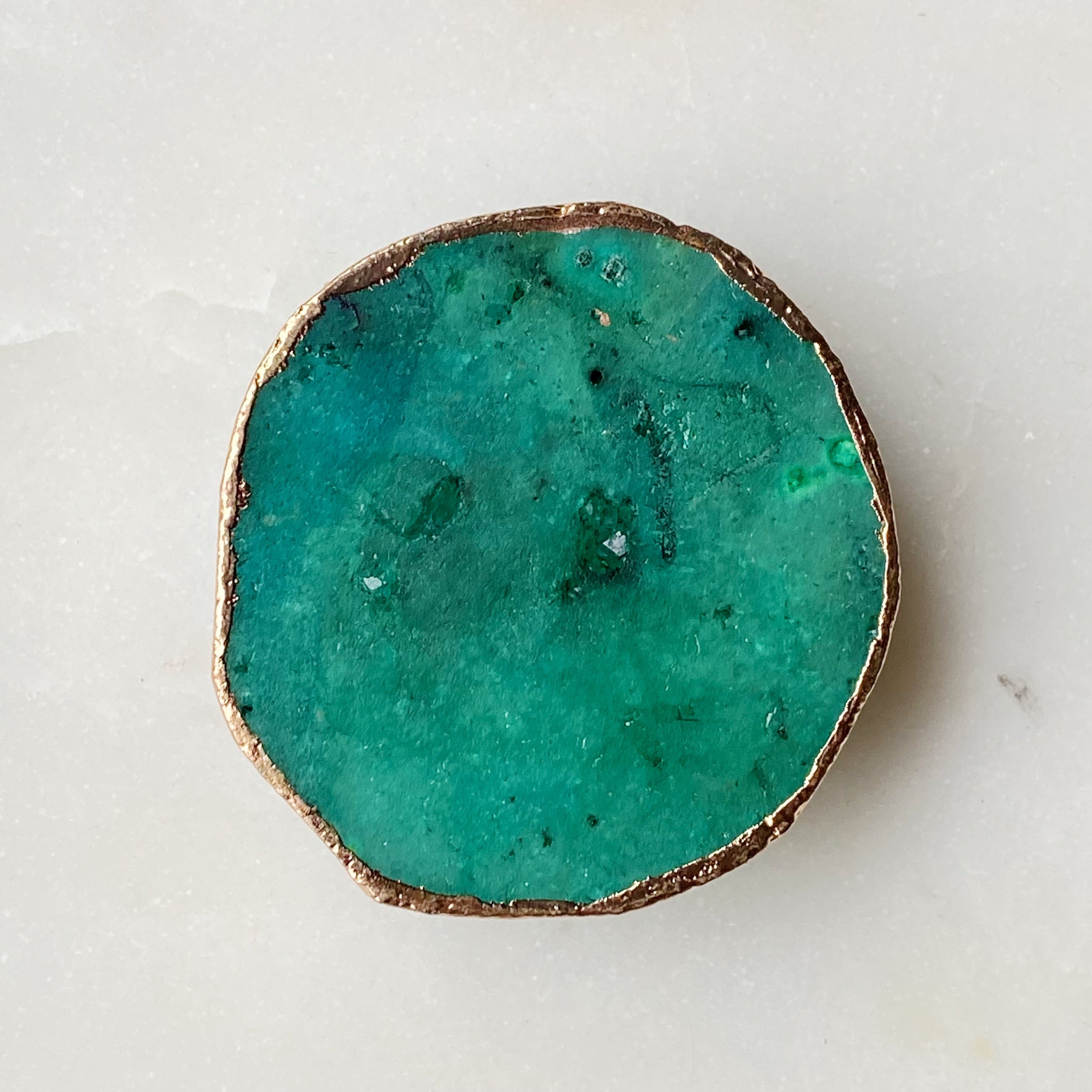 Golden Edge Natural Stone Device Grip featuring a unique natural stone slice with a golden trim, designed for mobile phones and tablets.