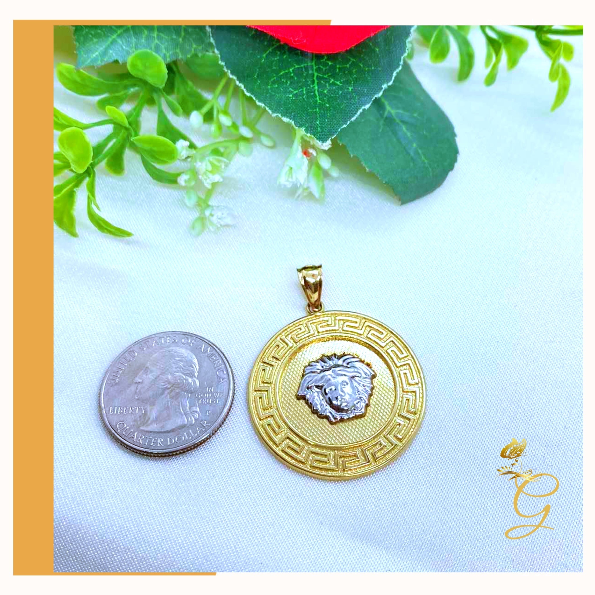 Elegant 10K yellow gold pendant showcasing its solid design and beautiful finish.