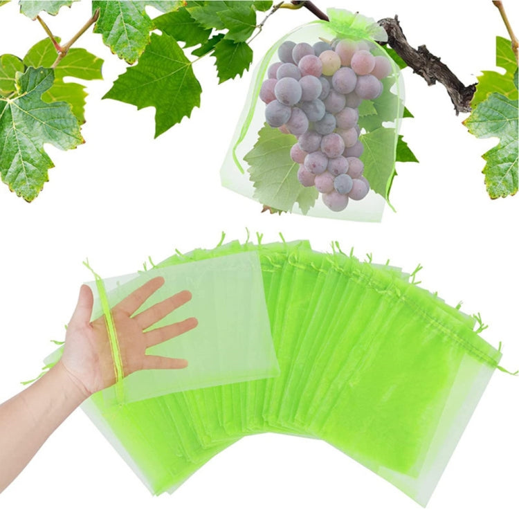 100pcs Fruit Protection Bag made of breathable gauze, designed to protect fruits from insects and birds while allowing sunlight and air to pass through.