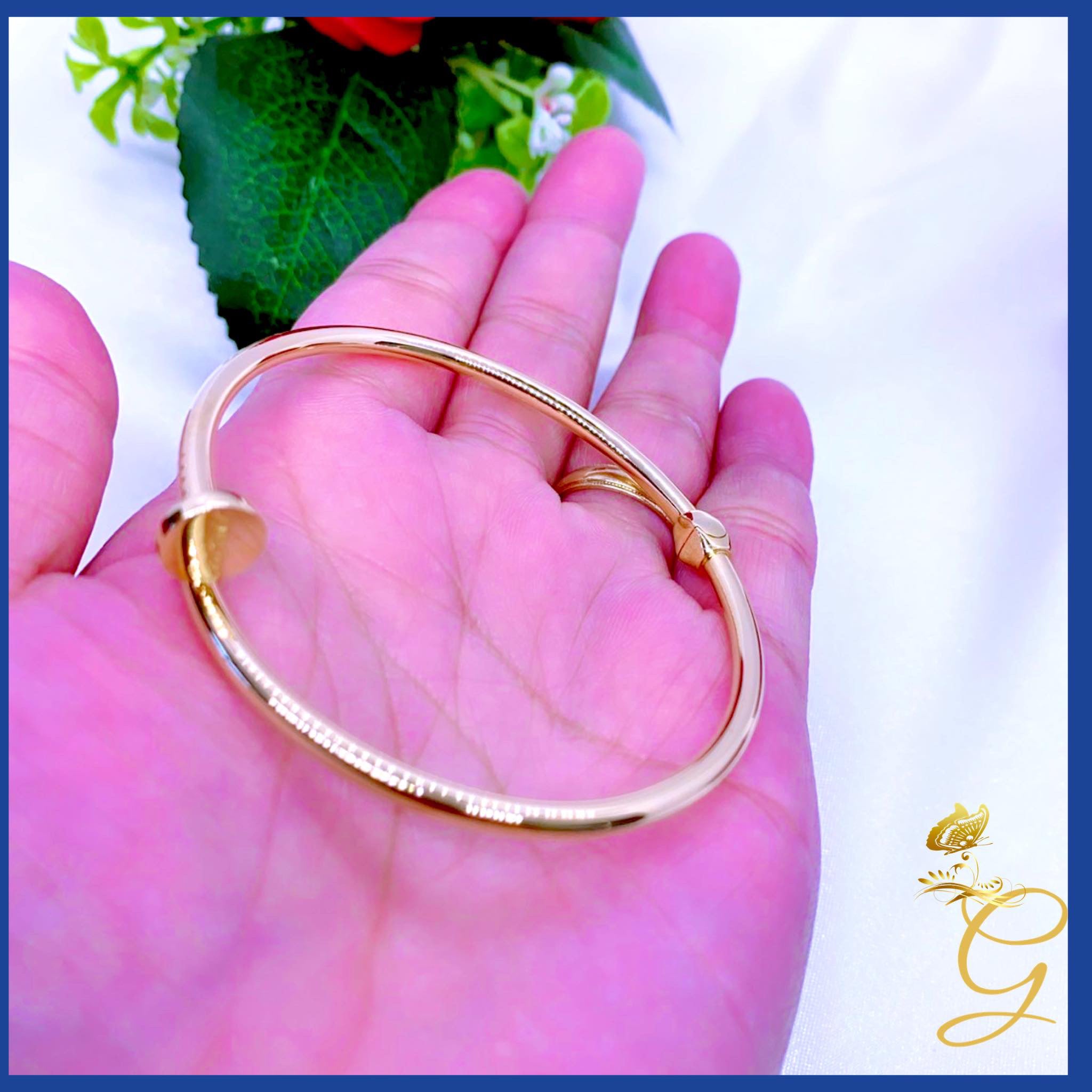 Elegant 18K Real Gold Nail Bangle, solid gold bracelet with a unique nail design, size 18 inches.