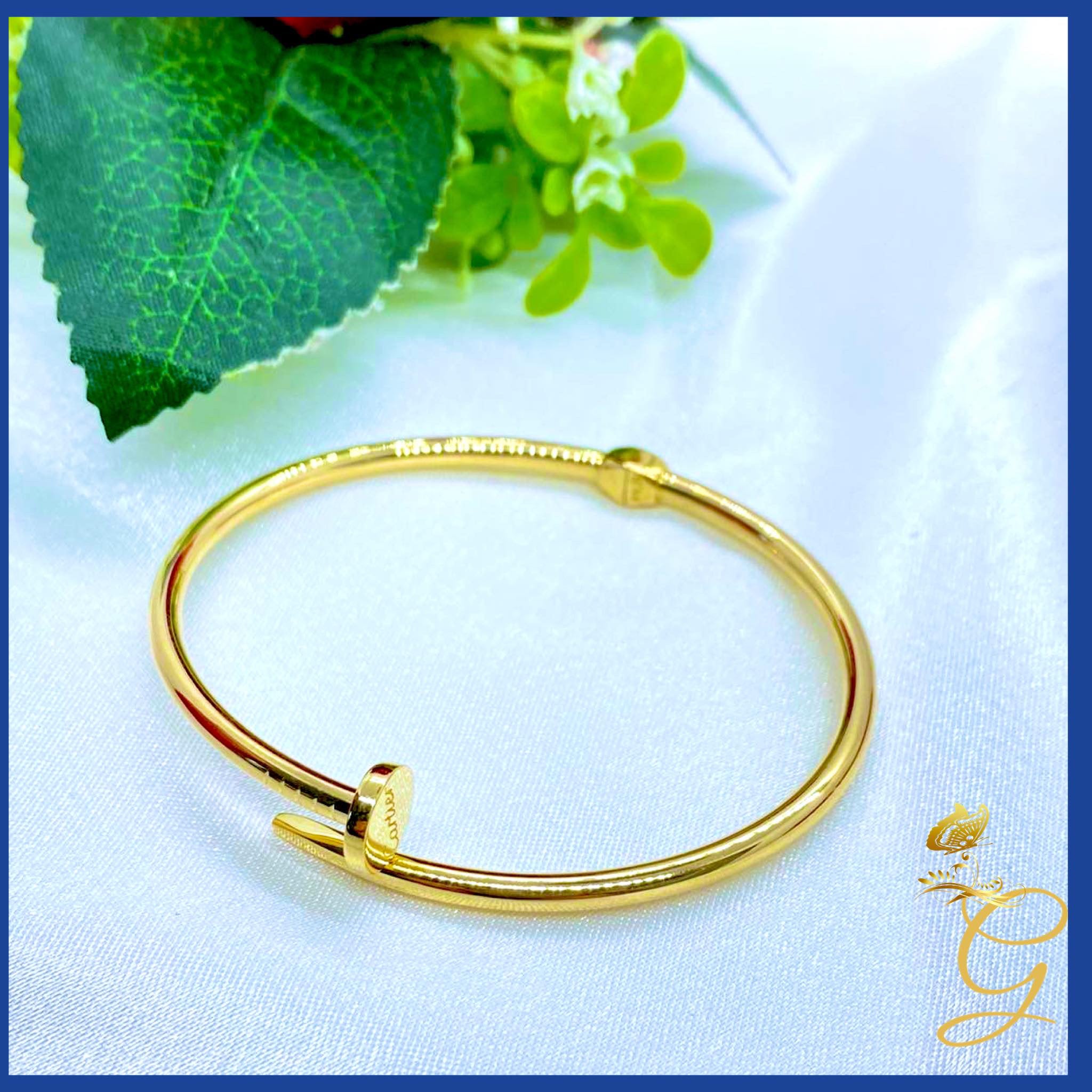 Elegant 18K Real Gold Nail Bangle, solid gold bracelet with a unique nail design, size 18 inches.