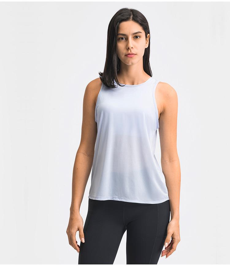 A stylish 2 in 1 loose U-back workout gym tank top for women, featuring a built-in bra, made from lightweight and breathable fabric, perfect for fitness activities.