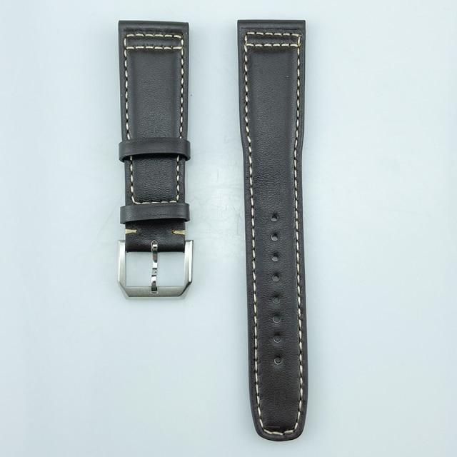 22MM genuine leather watch strap designed for pilots' watches, showcasing its sleek design and durable material.