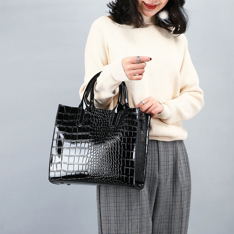 3-in-1 Women Handbag featuring a crocodile pattern, adjustable shoulder strap, and spacious interior for everyday essentials.