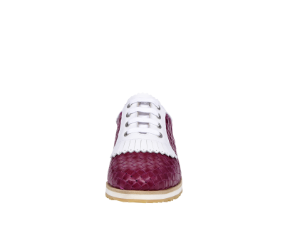 Arco Wine/White Golf Shoes showcasing braided goatskin uppers and calfskin lining, designed for comfort and style.