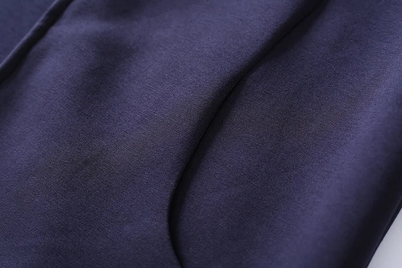 Autumn Simple Three Dimensional Cutting Zipper Cardigan showcasing its stylish design and full sleeves, made from a soft cotton-polyester blend.