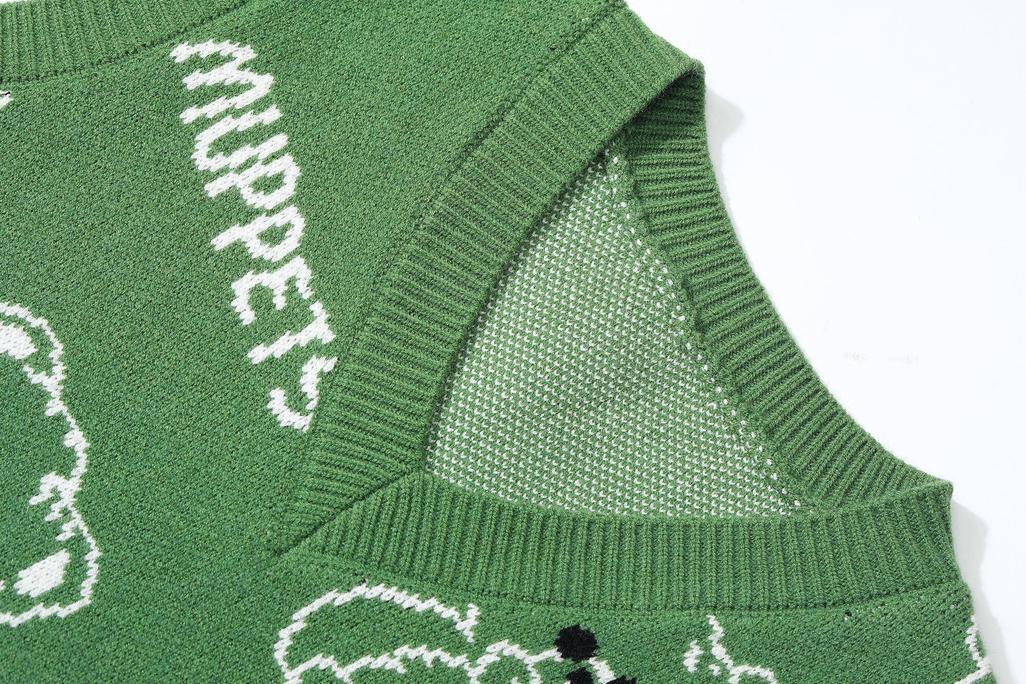 A stylish Bear Graphic Knit Pullover for women, featuring a cute bear design and a V-neck, perfect for autumn casual wear.