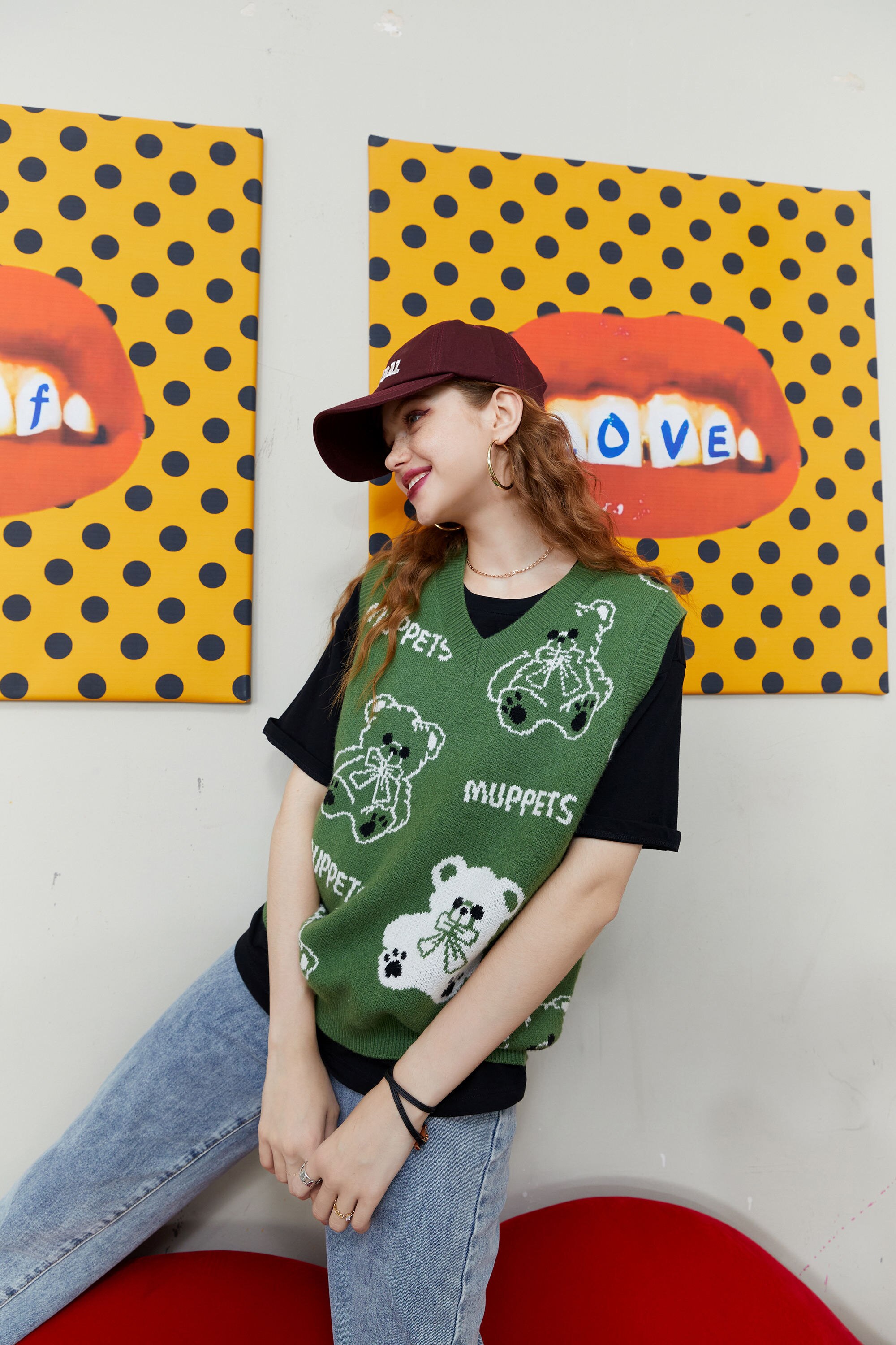 A stylish Bear Graphic Knit Pullover for women, featuring a cute bear design and a V-neck, perfect for autumn casual wear.