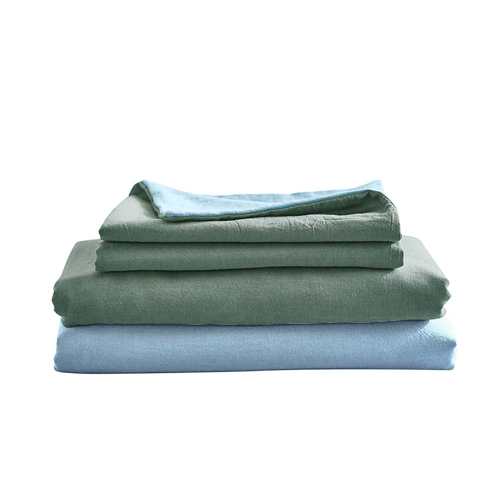 Cosy Club Cotton Sheet Set in green, featuring a flat sheet, fitted sheet, and pillowcase made from 100% washed cotton.