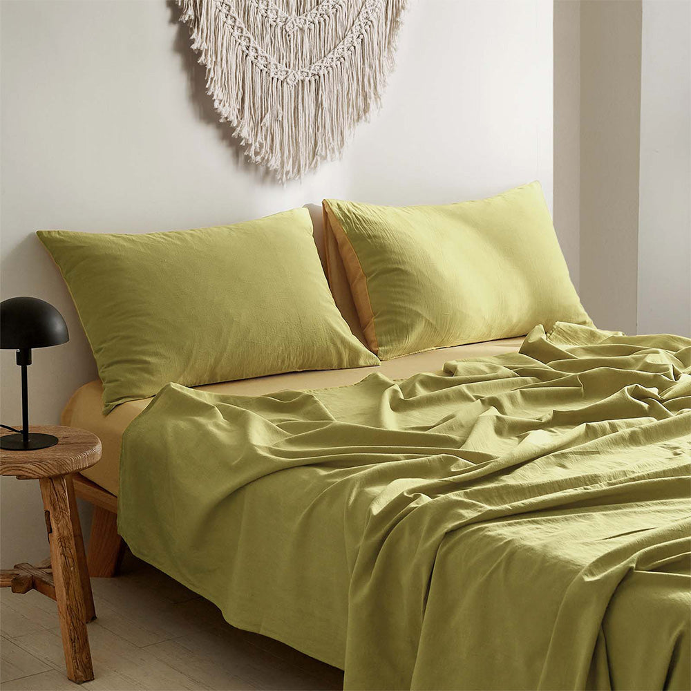 Cosy Club Cotton Sheet Set in green, featuring a flat sheet, fitted sheet, and pillowcase made from 100% washed cotton.