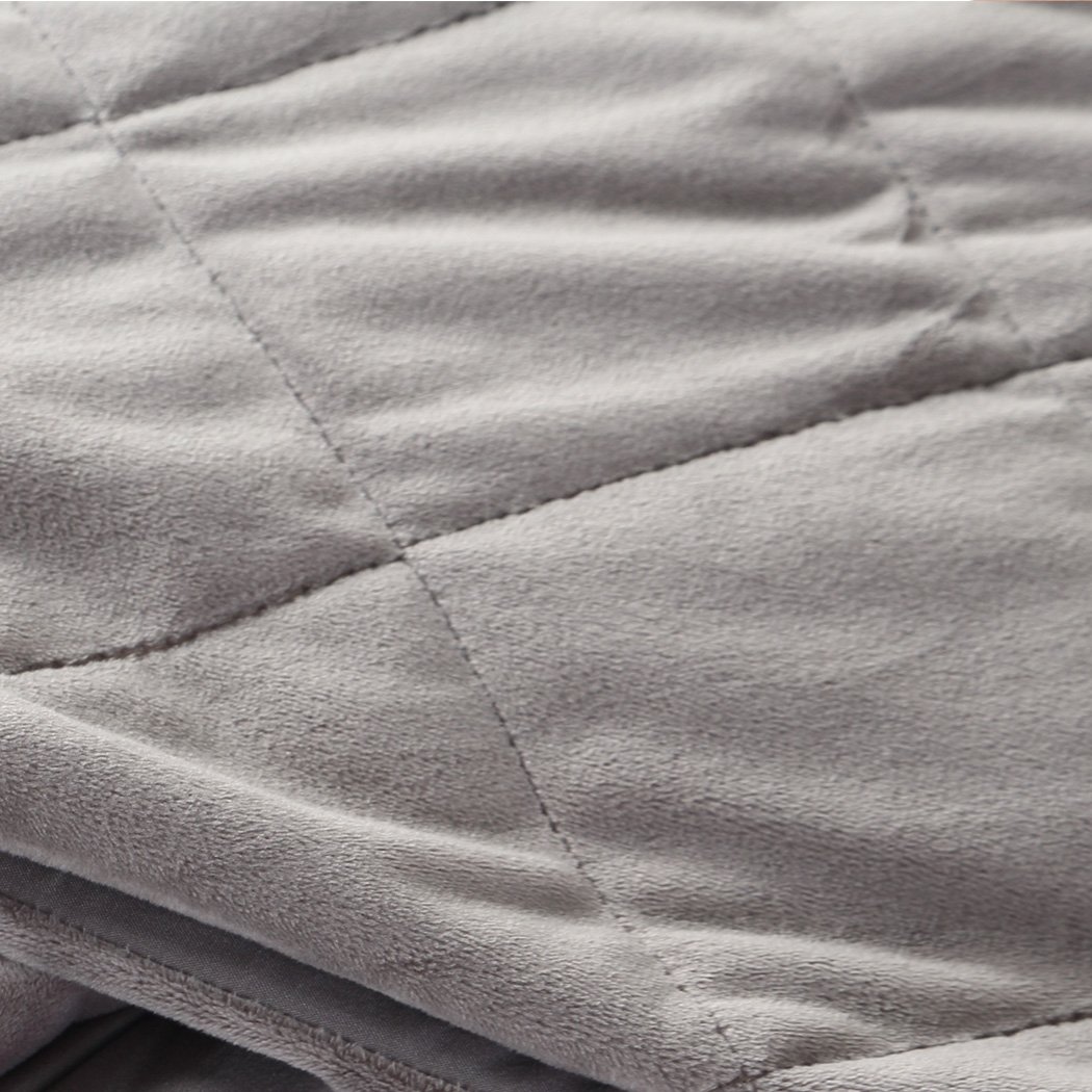 DreamZ 7KG Anti Anxiety Weighted Blanket in grey, featuring a soft polyester cover and glass bead filling for deep pressure therapy.