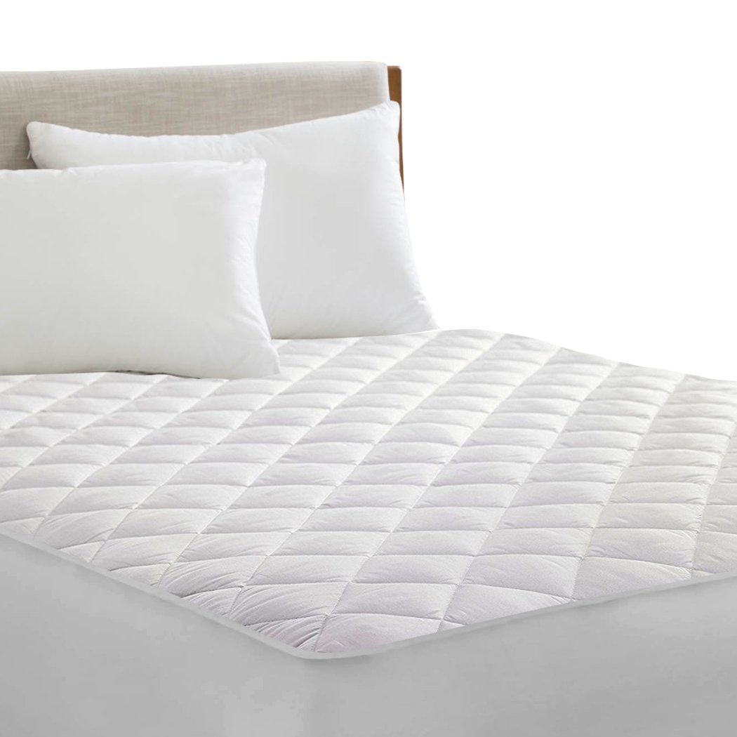 DreamZ Fully Fitted Waterproof Microfiber Mattress Protector in King size, featuring a soft brushed surface and quilted diamond pattern.
