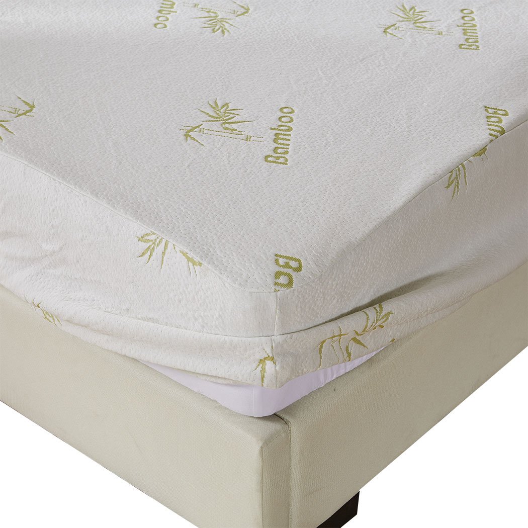 DreamZ Mattress Protector Topper made of 70% bamboo, featuring a soft and breathable design with waterproof TPU backing, ideal for King size beds.