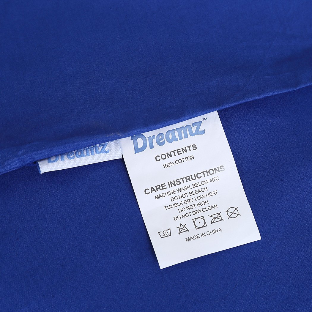 DreamZ Weighted Blanket in blue, featuring dual covers made of polyester and cotton, designed for deep relaxation and comfort.