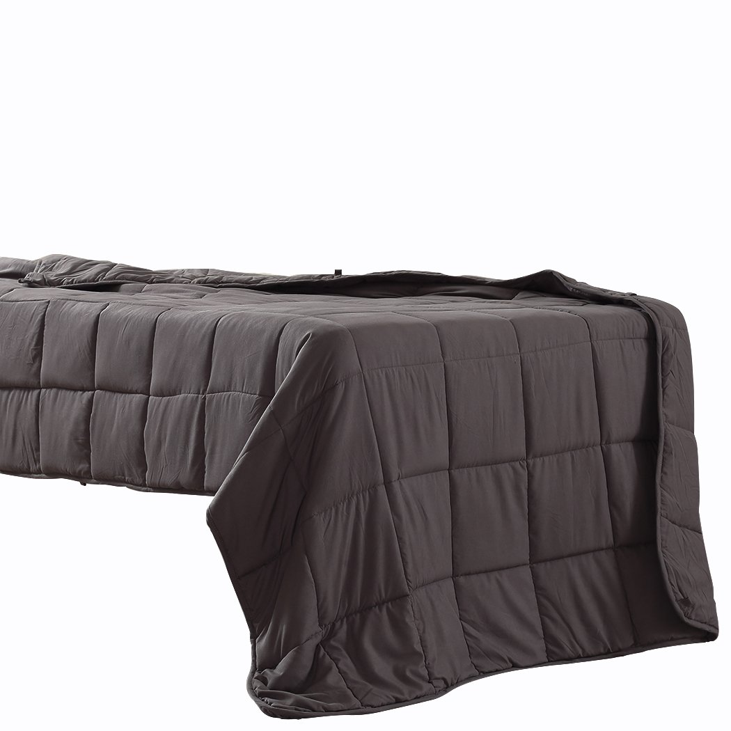 DreamZ Weighted Blanket in grey, designed for deep relaxation with glass bead filling and soft polyester material.