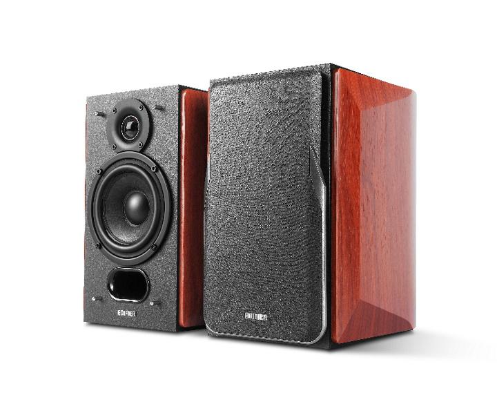 EDIFIER P17 Passive Bookshelf Speakers with premium wooden enclosure and silk dome tweeter, showcasing elegant design and high-quality audio performance.
