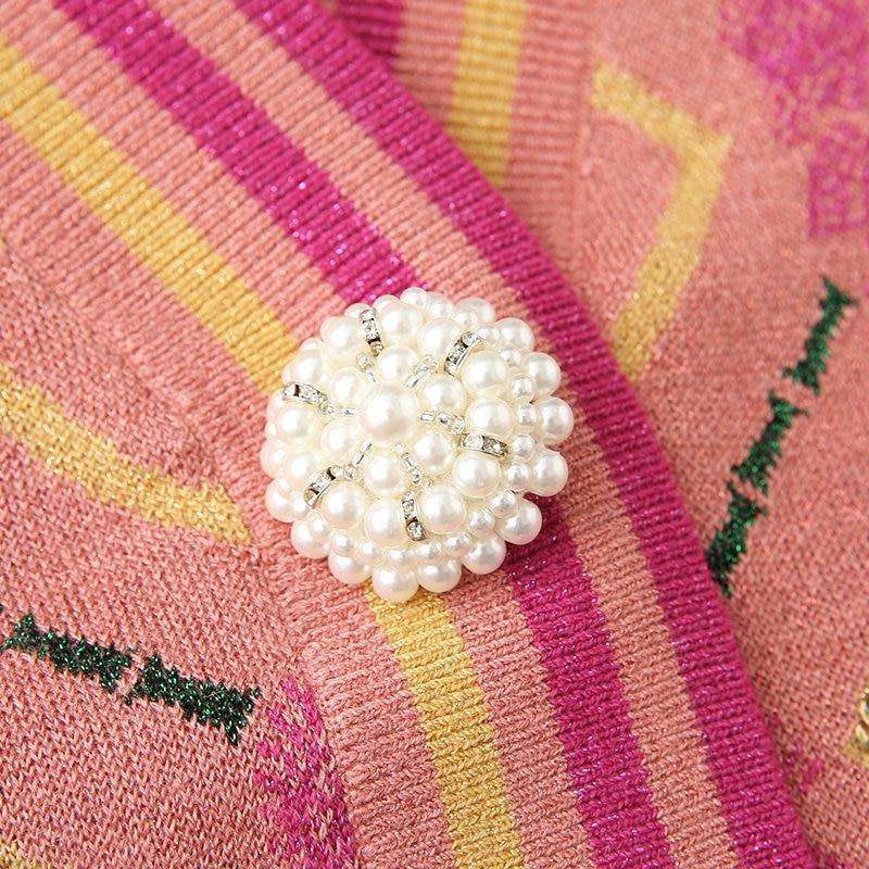 Fashion Spring Fall Knit Cropped Cardigan with lantern sleeves and V-neck design, showcasing a stylish plaid pattern.