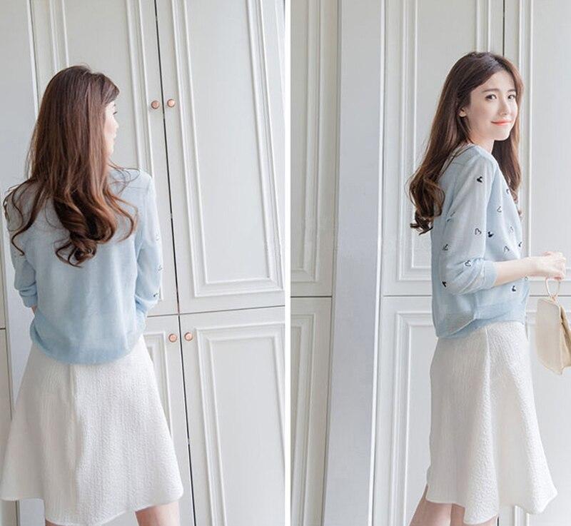 Fashion Women Blouse Tops featuring long sleeves, O-neck design, and short crop style, perfect for summer wear.