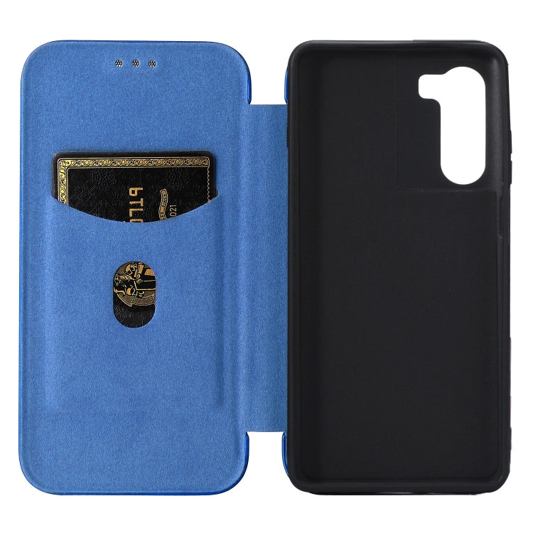 Carbon Fiber Texture Horizontal Case for Motorola Moto G200 5G, showcasing its durable design and card slot feature.