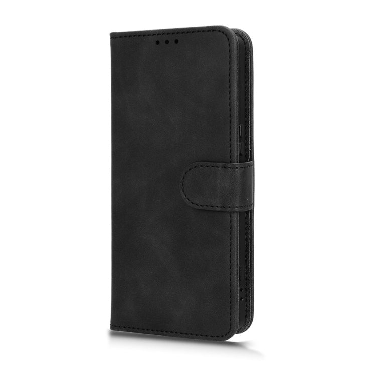 For Sony Xperia 5 V 2023 magnetic flip leather phone case in black, showcasing its sleek design and card slots.