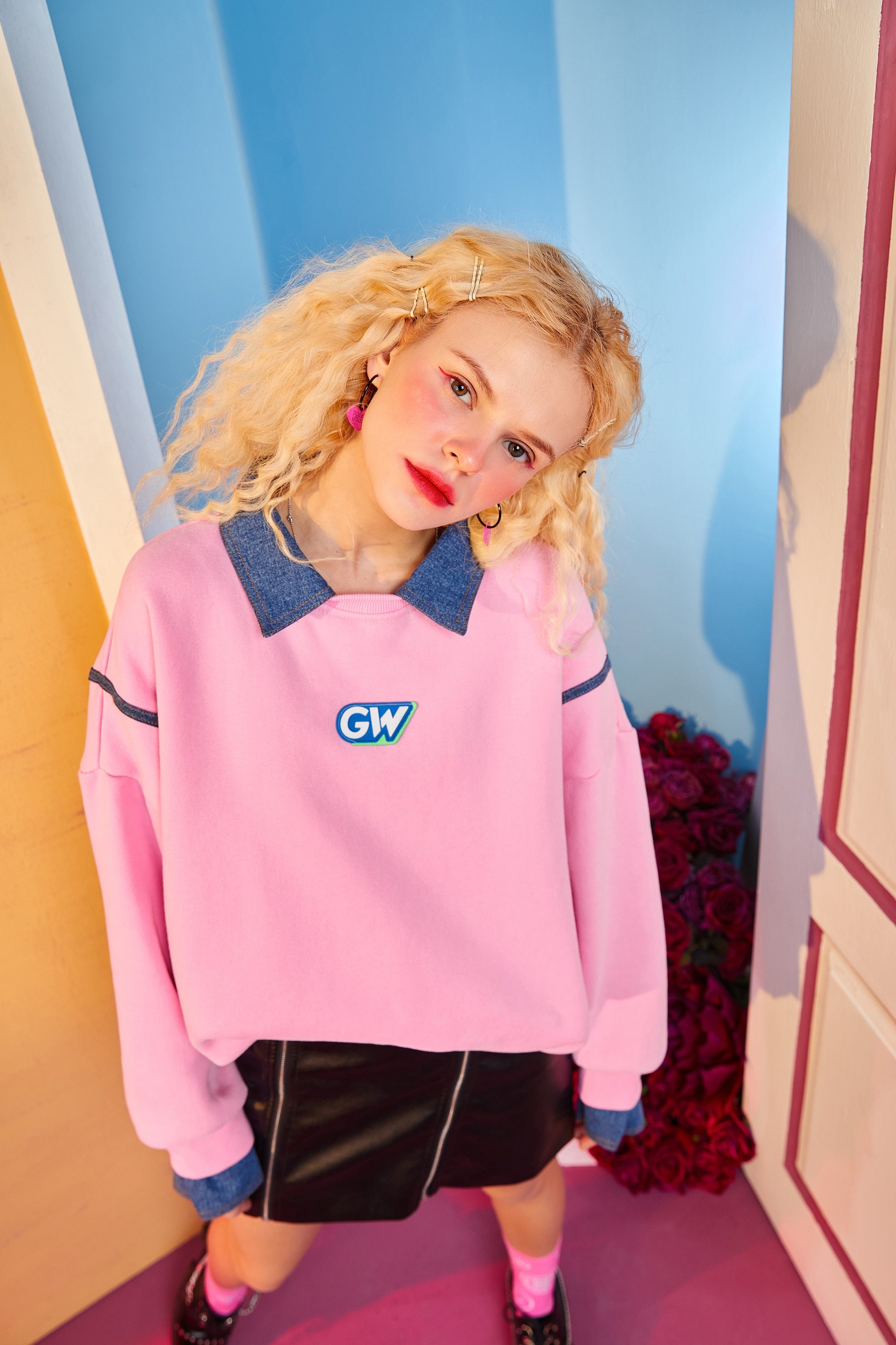 Harajuku Applique Casual Pullover Sweatshirt for women in pink, featuring a stylish patchwork design, perfect for winter wear.