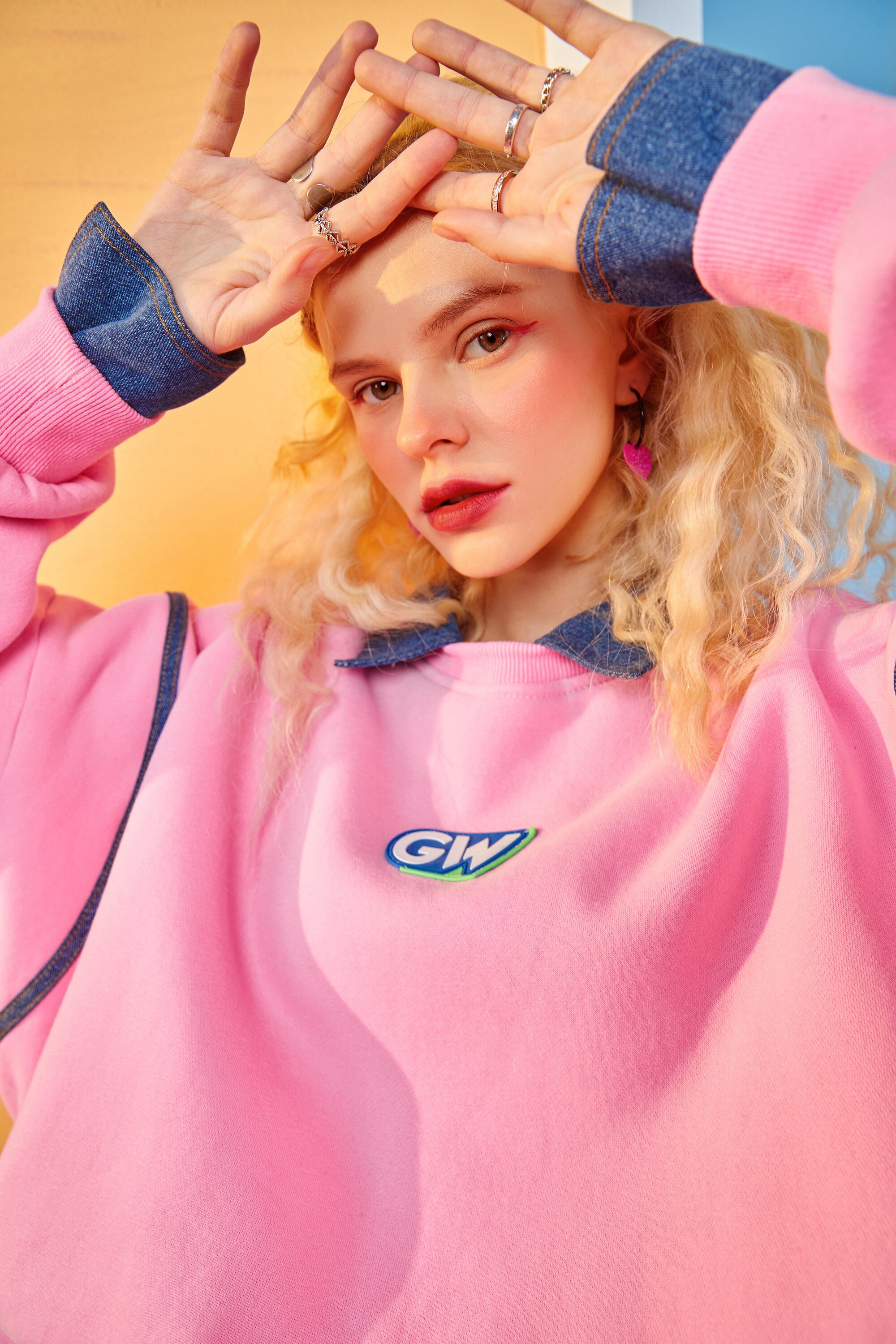 Harajuku Applique Casual Pullover Sweatshirt for women in pink, featuring a stylish patchwork design, perfect for winter wear.
