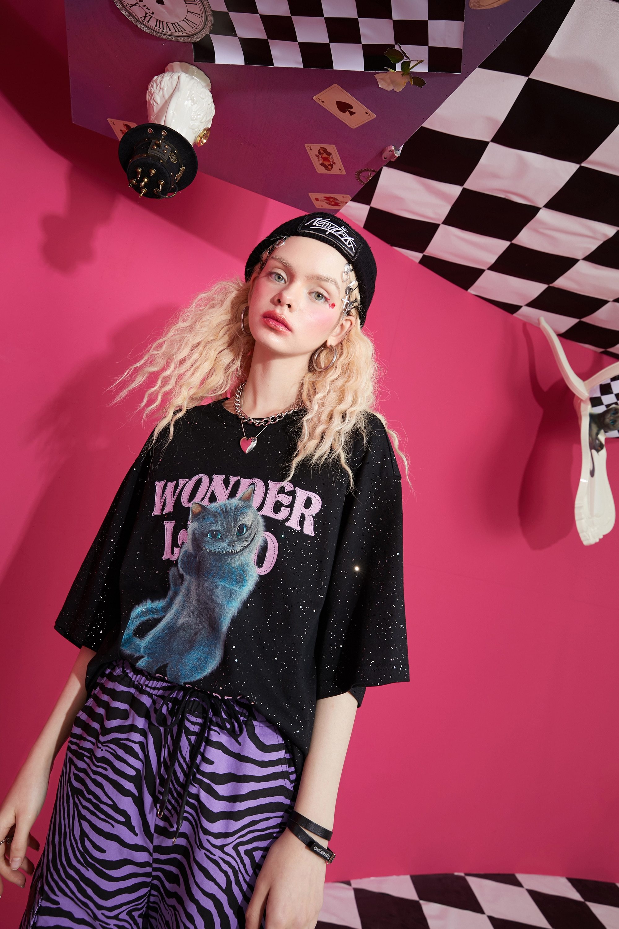 Harajuku Cat Print Casual T-Shirt for women in black, featuring a playful cat graphic and short sleeves, perfect for spring and autumn wear.